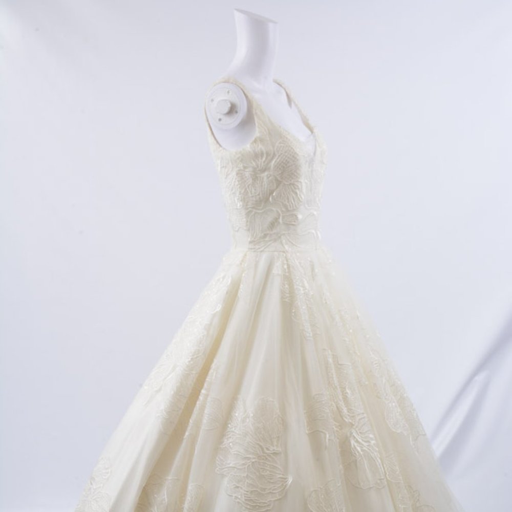 Sareh Nouri Alessandra ivory glitter bridal gown
